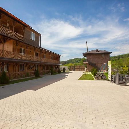 Gloriya Hotel Lidzava エクステリア 写真