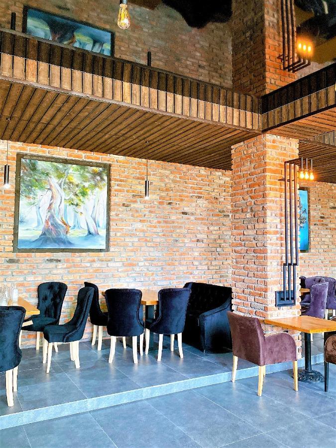 Gloriya Hotel Lidzava エクステリア 写真