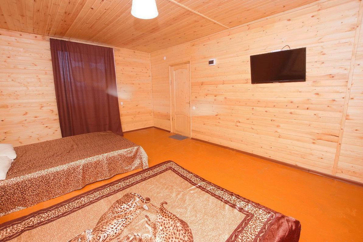 Gloriya Hotel Lidzava エクステリア 写真